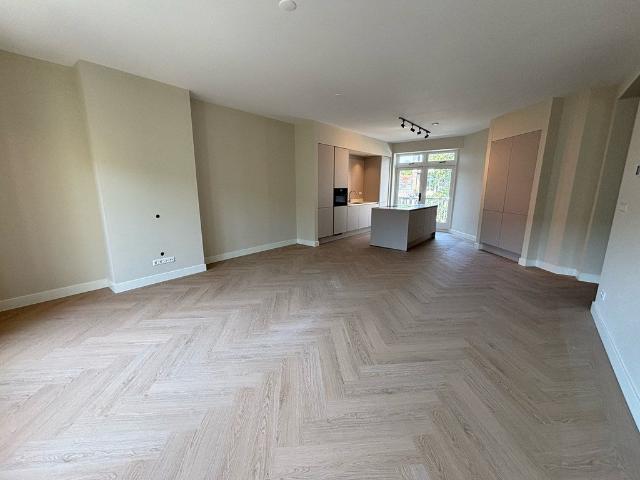 Appartement te huur in Zuid, Amsterdam