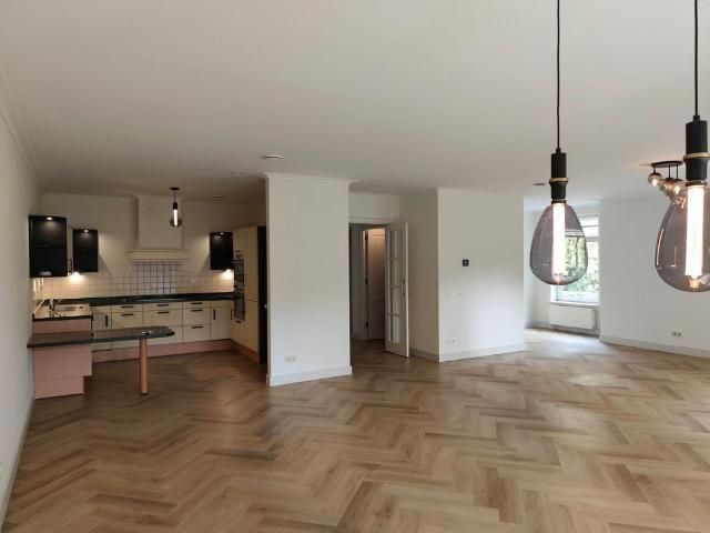 Appartement te huur in Huizen, Noord Holland