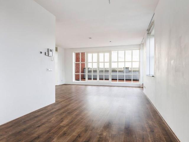 Appartement te huur in Holland Park, Diemen