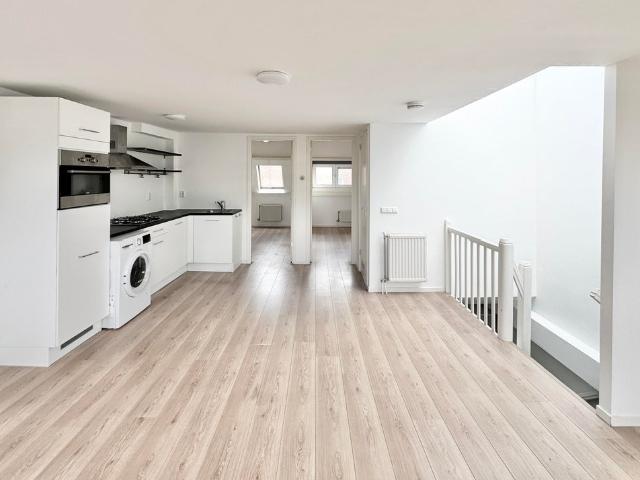 Appartement te huur in Zuid, Amsterdam