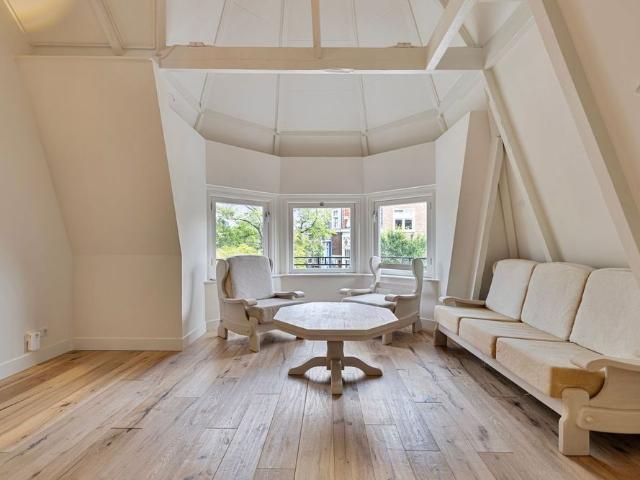 Appartement te huur in Zuid, Amsterdam