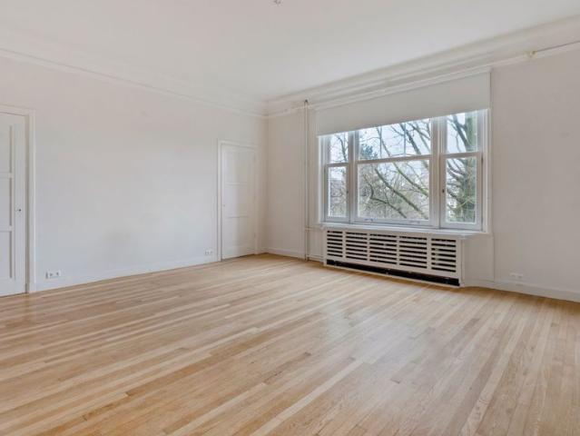 Appartement te huur in Zuid, Amsterdam