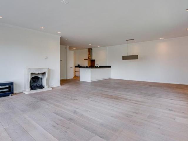 Appartement te huur in Laren, Noord Holland