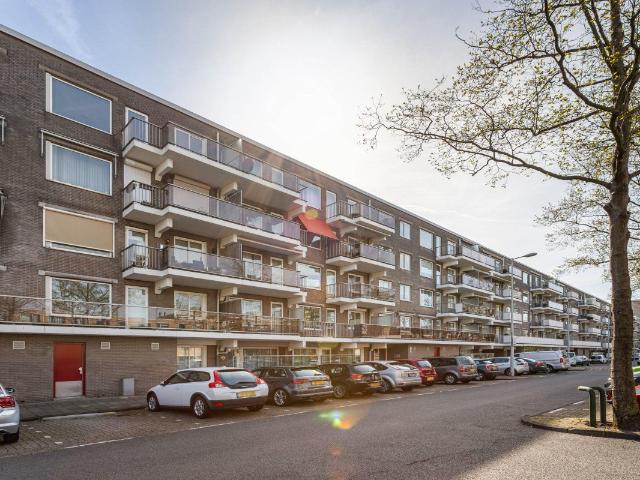 Appartement te huur in Zuid, Amsterdam