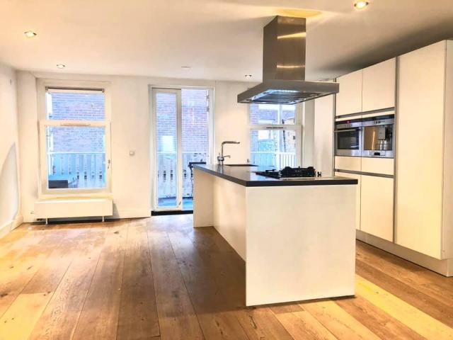 Appartement te huur in Zuid, Amsterdam