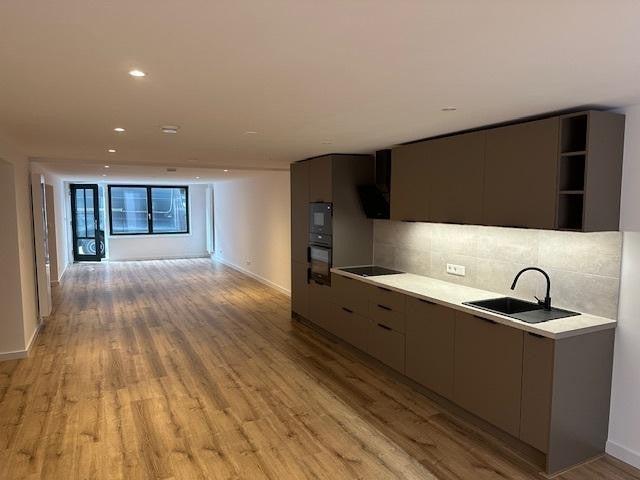 Appartement te huur in Zuid, Amsterdam