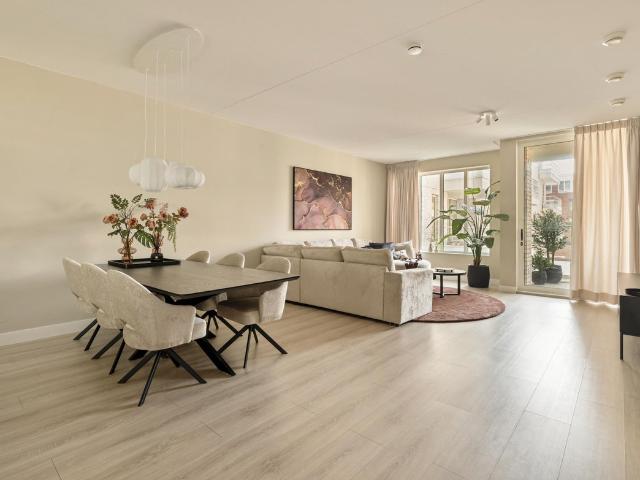 Appartement te huur in Zuid, Amsterdam