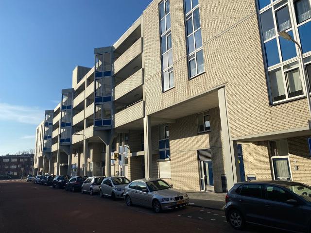 Appartement te huur in Spijkenisse, Zuid Holland
