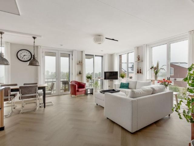 Appartement te huur in Spaarndam, Noord Holland