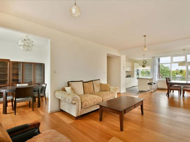 Appartement te huur in Prinses Irenebuurt e.o., Amsterdam