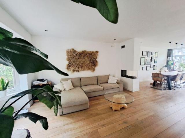 Appartement te huur in Zuid, Amsterdam