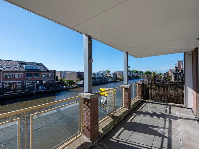 Appartement te huur in Alphen Aan Den Rijn, Zuid Holland