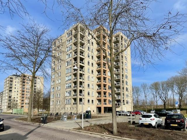 Appartement te huur in Diemen, Noord Holland