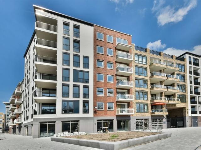 Appartement te huur in Diemen, Noord Holland