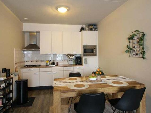 Appartement te huur in Hendrik-Ido-Ambacht, Hendrik-ido-ambacht