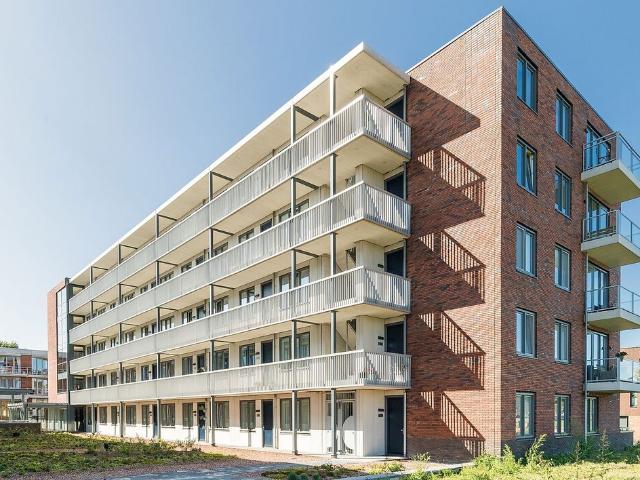 Appartement te huur in Ijmuiden, Noord Holland