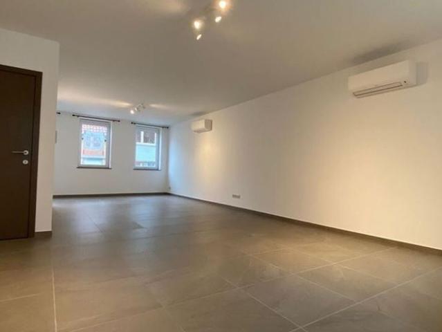 Appartement location à Leuze-en-hainaut, Wallonie