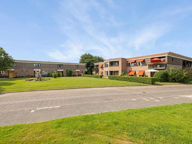 Appartement te huur in Menaldum, Friesland