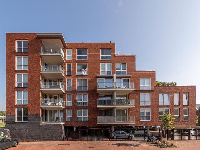 Bovenwoning te huur in Purmerend, Noord Holland