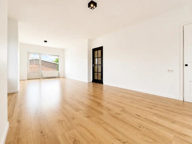 Bovenwoning te huur in Rijswijk, Zuid Holland