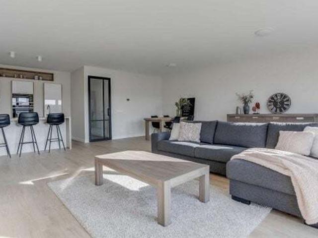 Appartement te huur in Rozenburg, Zuid Holland