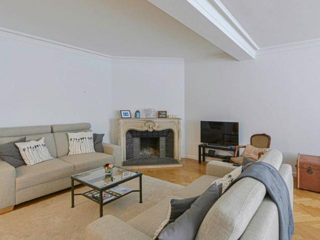 Appartement location à Woluwe-Saint-Pierre - Sint-Pieters-Woluwe, Brussel-Hoofdstad - Bruxelles-Capitale