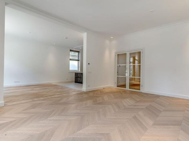 Appartement te huur in Zuid, Amsterdam