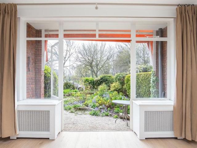 Appartement te huur in Bloemendaal, Noord Holland