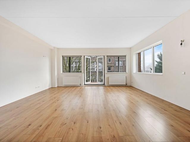 Appartement te huur in Bezuidenhout, Zuid Holland