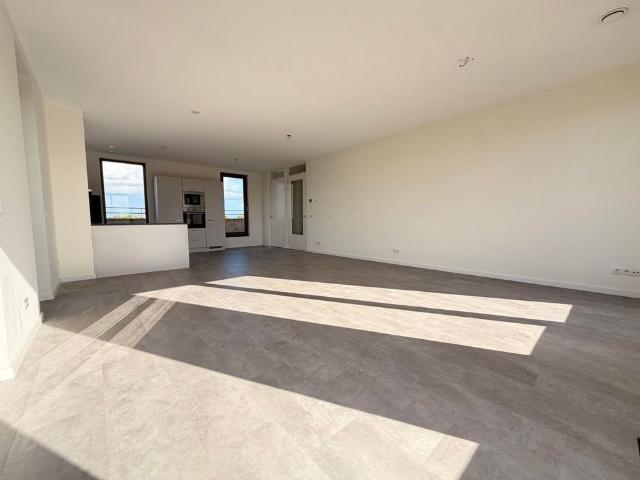 Appartement te huur in Het Lage Land, Rotterdam