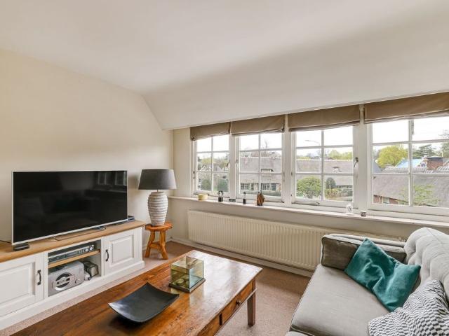 Appartement te huur in Laren, Noord Holland