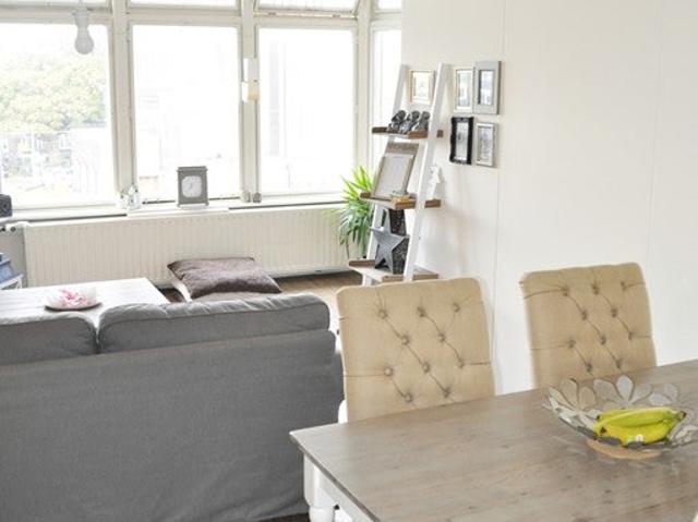 Appartement te huur in Den Haag, Bloemenbuurt