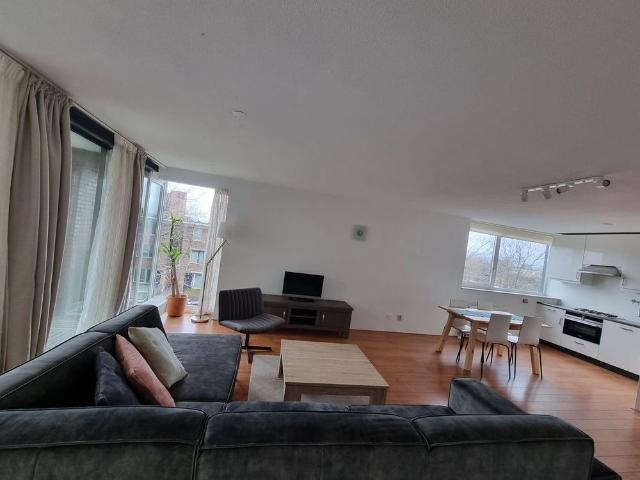 Appartement te huur in Gasthuiswijk, Zuid Holland