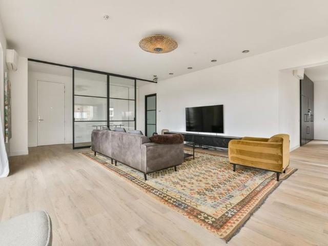 Appartement te huur in Zuid, Amsterdam