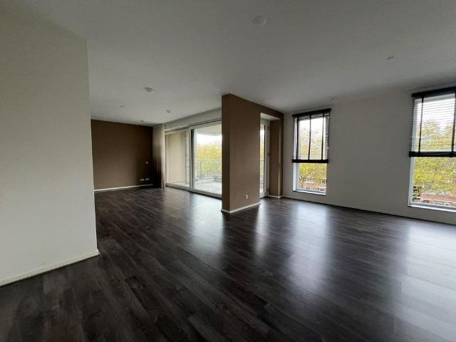 Appartement te huur in Loosduinen, Zuid Holland
