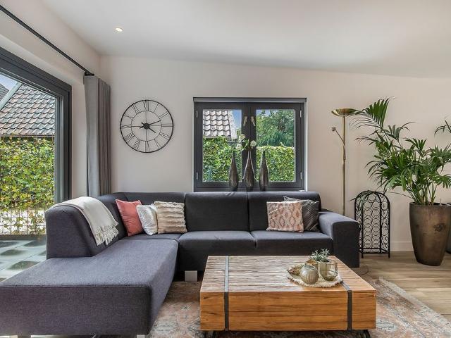 Appartement te huur in Laren, Noord Holland