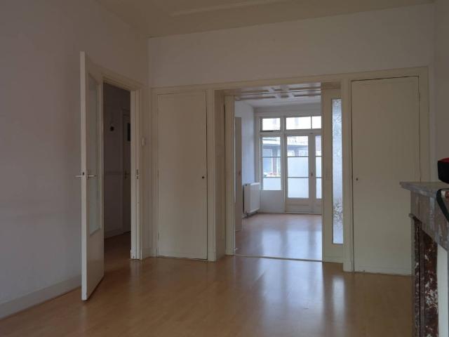 Appartement te huur in Bezuidenhout, Zuid Holland
