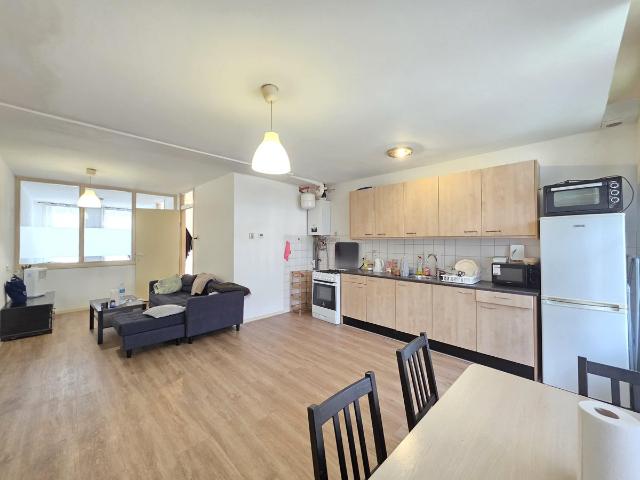 Appartement te huur in Bloemhof, Rotterdam