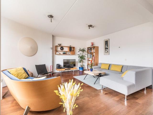 Appartement te huur in Zuid, Amsterdam