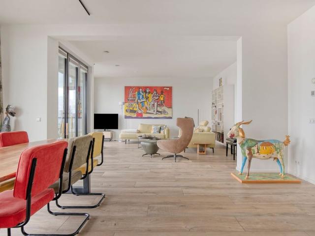 Appartement te huur in Cornelis Douwesterrein, Amsterdam