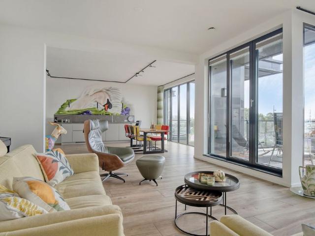 Appartement te huur in Cornelis Douwesterrein, Amsterdam