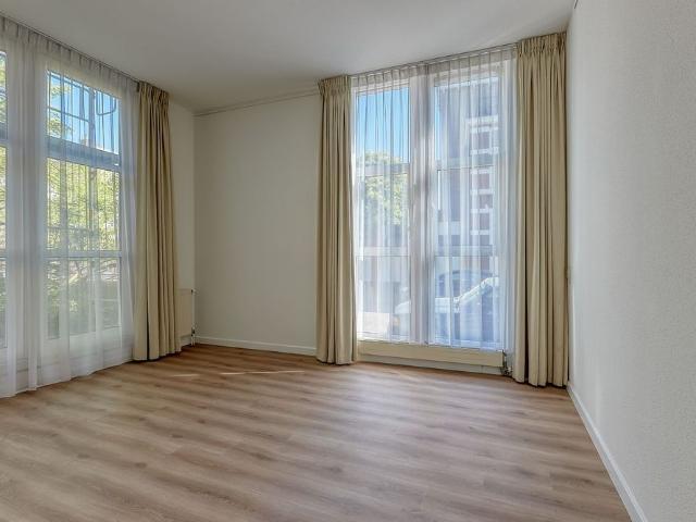 Appartement te huur in Benoordenhout, Zuid Holland