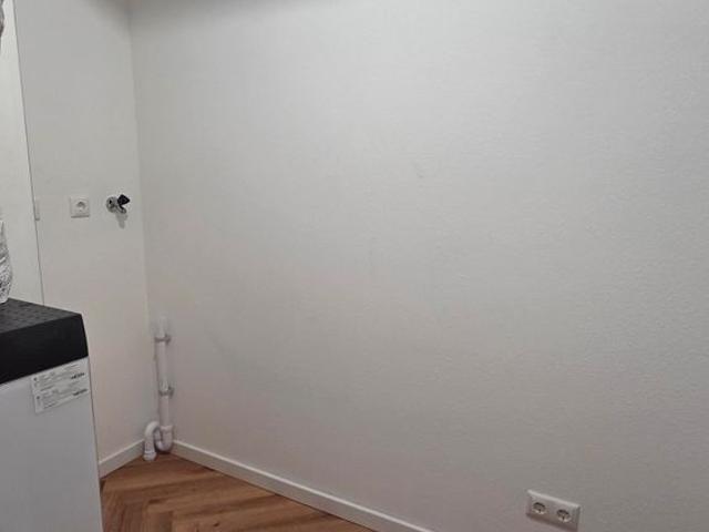 Appartement te huur in West, Bosch