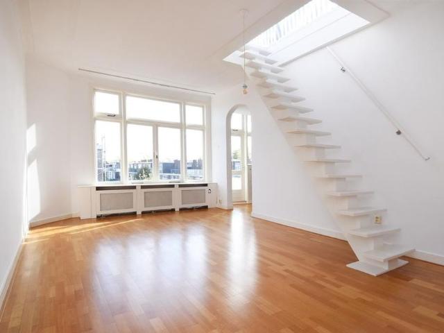 Appartement te huur in Waalsdorp, Zuid Holland
