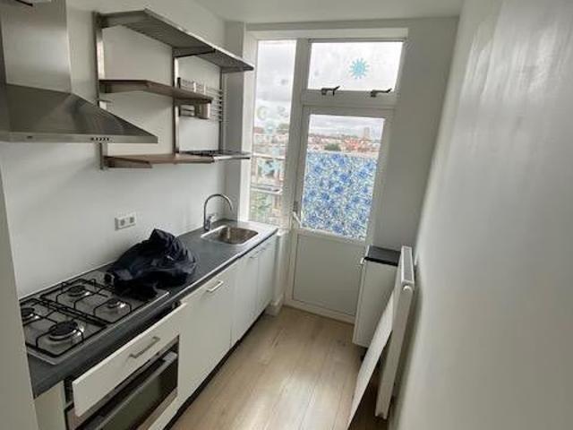 Appartement te huur in Laak, Zuid Holland