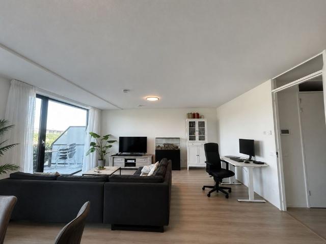 Appartement te huur in IJsselmonde, Rotterdam