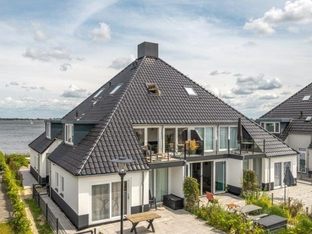 Appartement te huur in Offingawier, Friesland