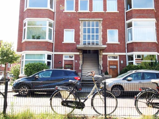 Appartement te huur in Bloemenbuurt, Zuid Holland