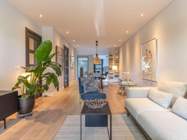 Appartement te huur in Zuid, Amsterdam