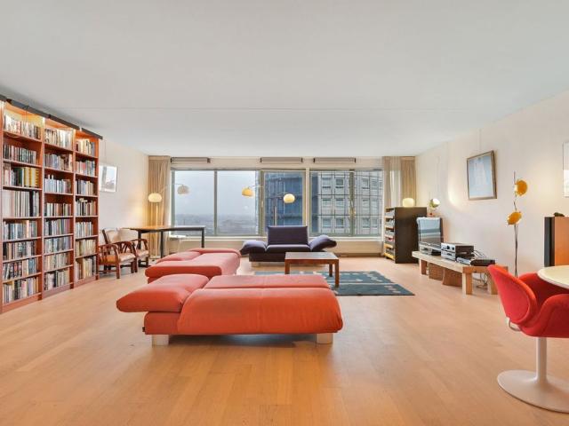 Appartement te huur in Bezuidenhout, Zuid Holland